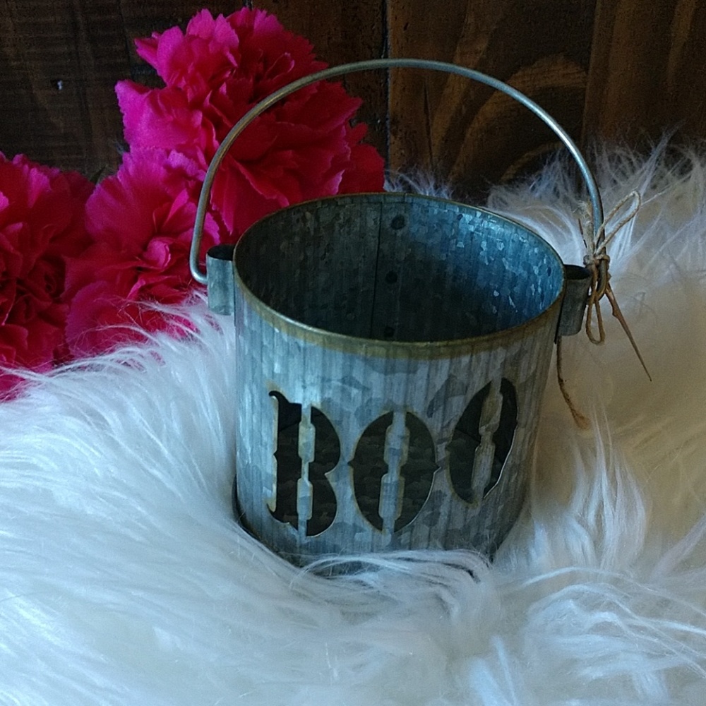 🎃🎃 Tin Halloween votive candle holder